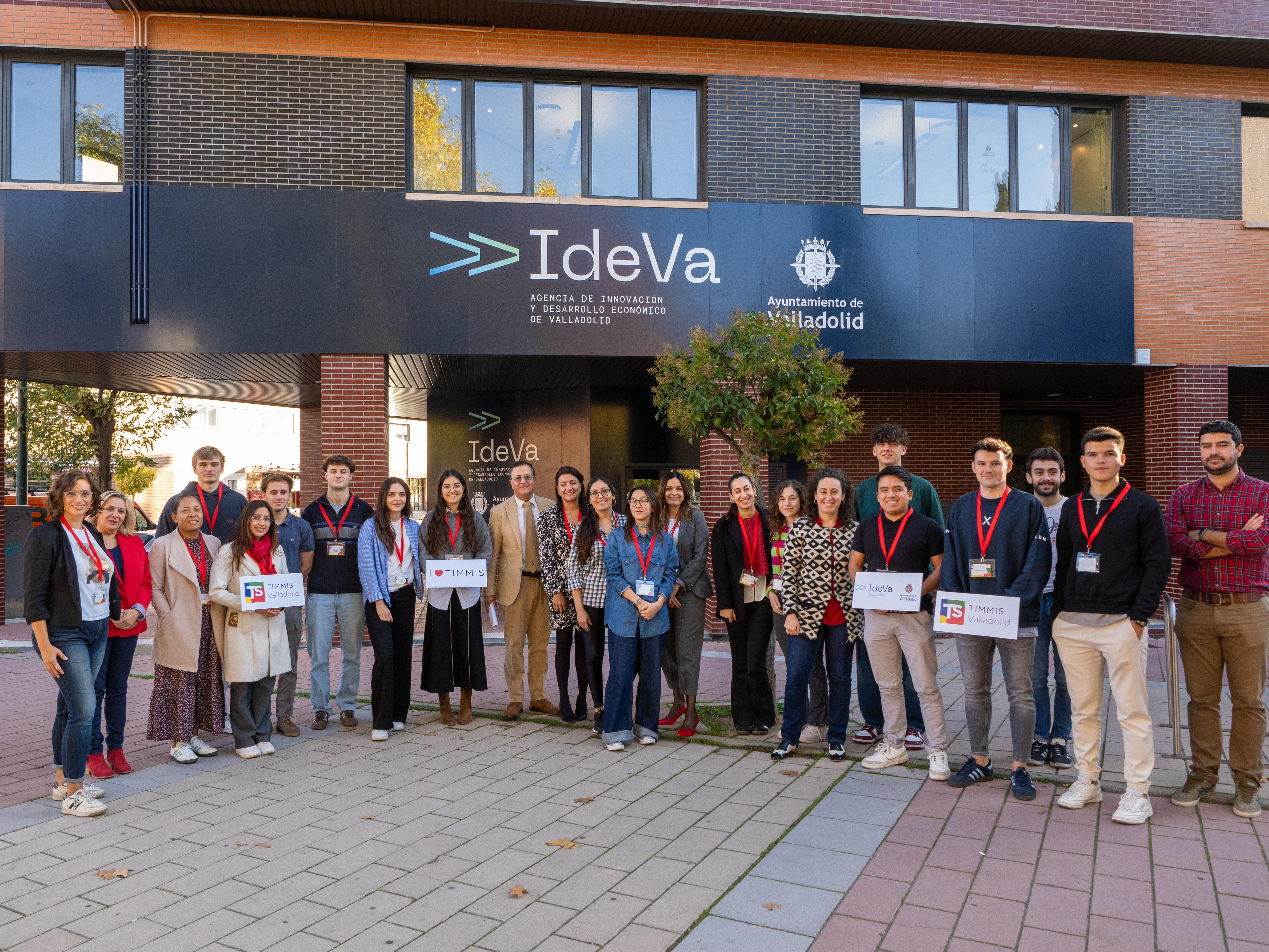 Participants in the 7th call of Timmis Valladolid